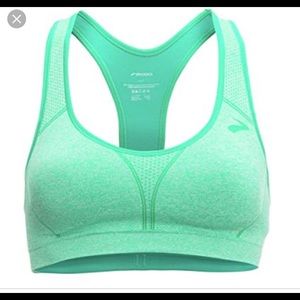 Brooks just right racer bra NWT
